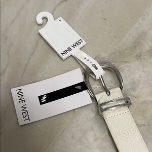 Nine West Belt, Creamy White, New, Size Large